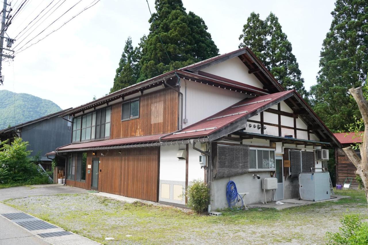 Way Shirakawago - Private, Free Parking And Newly Opened 2022 Way Shirakawago Apartment Exterior photo